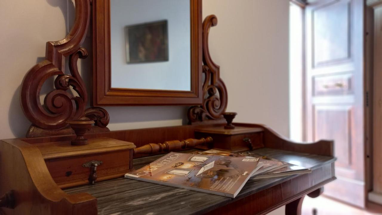 Domus Antiqua Bed & Breakfast Spello Εξωτερικό φωτογραφία